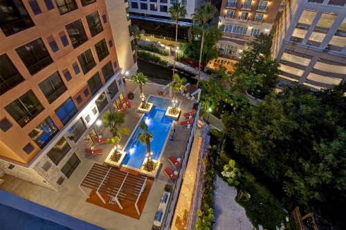 Hampton Inn & Suites San Antonio Riverwalk - image 48