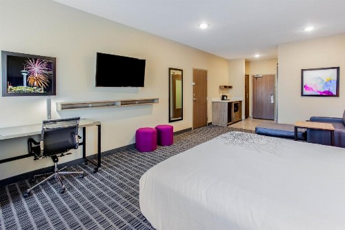 La Quinta by Wyndham San Antonio Alamo City - image 17