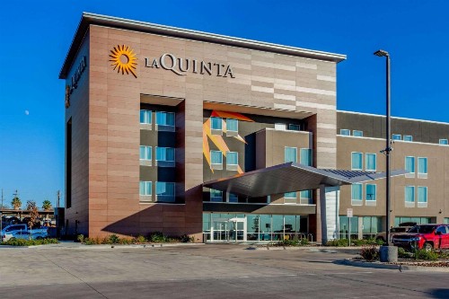 La Quinta by Wyndham San Antonio Alamo City - image 24