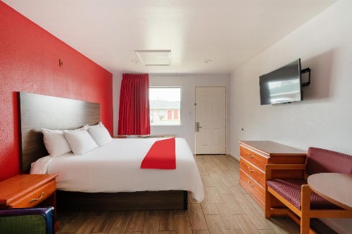 OYO Hotel San Antonio near AT&T Center - image 35