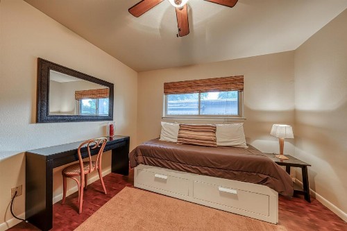 Castle Hills Casa - image 6