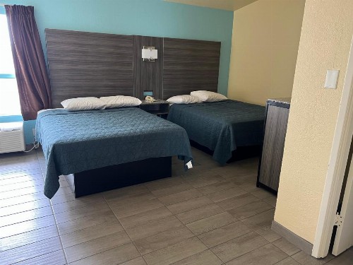 El tejas Motel - image 4