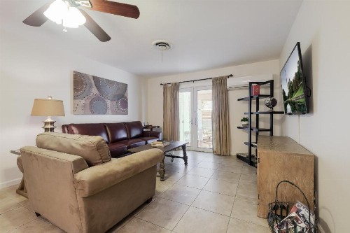 Sage Suite 2 - image 2