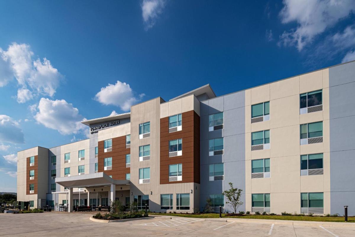 TownePlace Suites San Antonio Northwest at the RIM - image 2