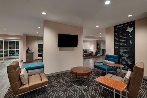 TownePlace Suites San Antonio Northwest at the RIM - image 4