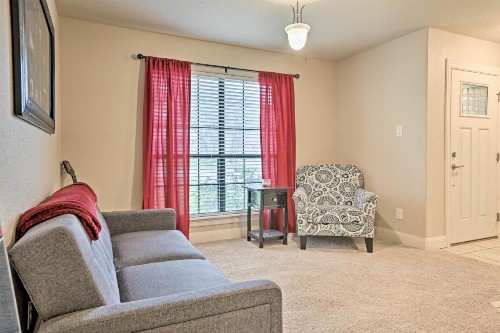 Live Oak Home - 15 Mi to Downtown San Antonio - image 6