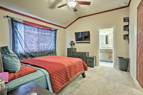 Live Oak Home - 15 Mi to Downtown San Antonio - image 9