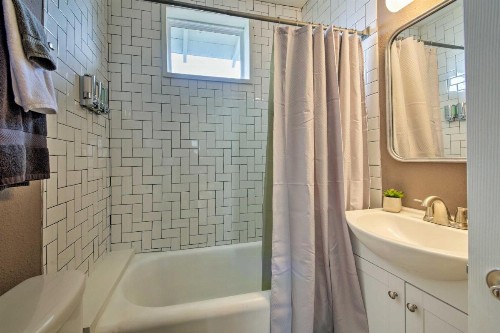 San Antonio Home with Yard - 2 Mi to Downtown! - image 8