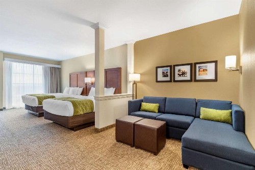 Comfort Suites San Antonio Ft. Sam Houston/SAMMC Area - image 29