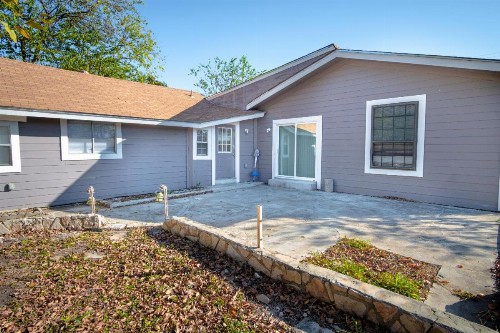 Nice 3B 2BA Near Downtown 2 Min AtandT Center - image 1