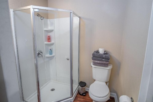 Nice 3B 2BA Near Downtown 2 Min AtandT Center - image 10