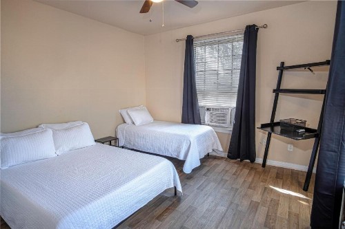 Nice 3B 2BA Near Downtown 2 Min AtandT Center - image 6