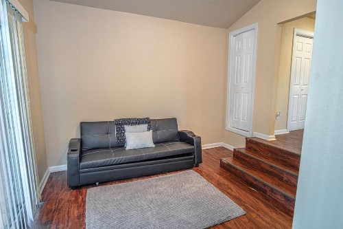 Nice 3B 2BA Near Downtown 2 Min AtandT Center - image 7