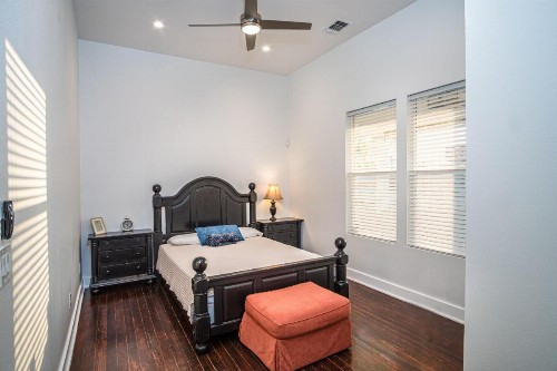 Prosperity Place Remodeled 3BR 2BA Near Downtown - image 11