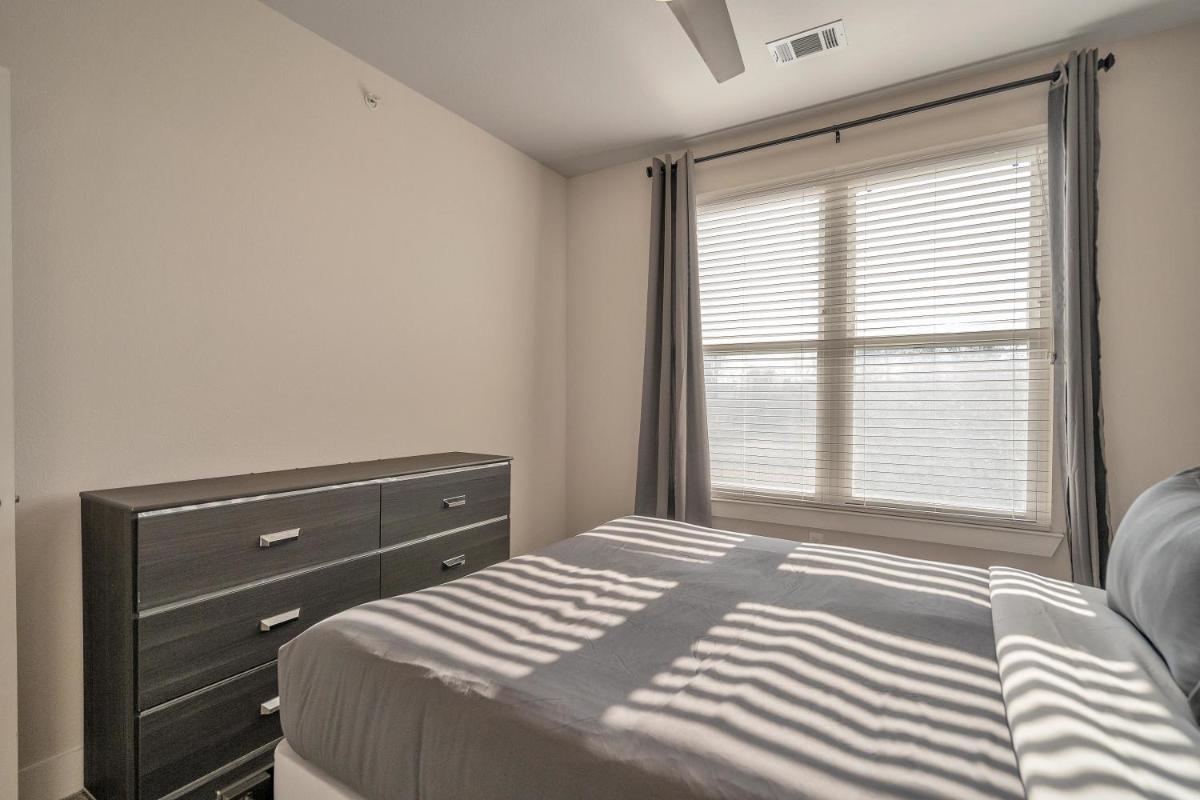 Curated Comfort with Riverwalk Access and Resort Style Pool - image 5