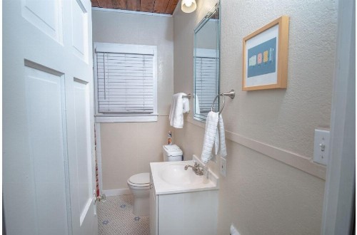 The Highland House 5BR Huge Patio 2 miles to DT - image 3