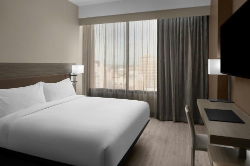 AC Hotel by Marriott San Antonio Riverwalk - image 18