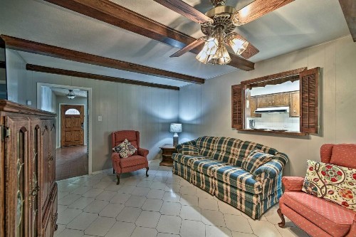 N San Antonio Family Home 8 Mi to Airport - image 11
