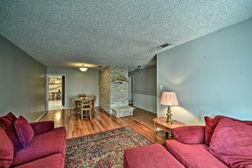 N San Antonio Family Home 8 Mi to Airport - image 4