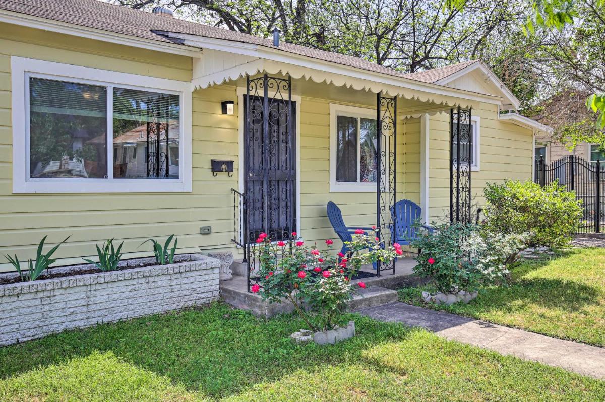San Antonio Getaway with Porch 2 Mi to Dtwn! - image 7