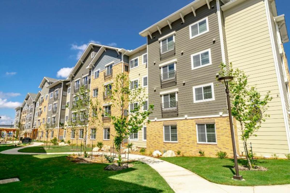 OAKWOOD WATERWALK SAN ANTONIO THE RIM - image 5