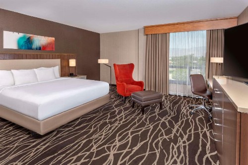 DoubleTree by Hilton San Bernardino - image 28