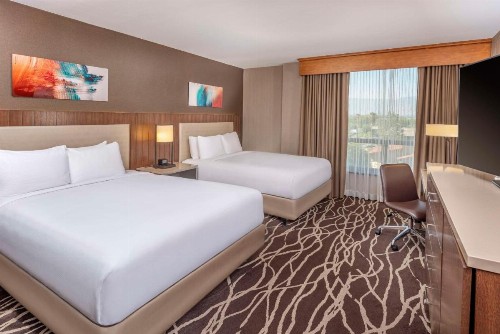 DoubleTree by Hilton San Bernardino - image 34
