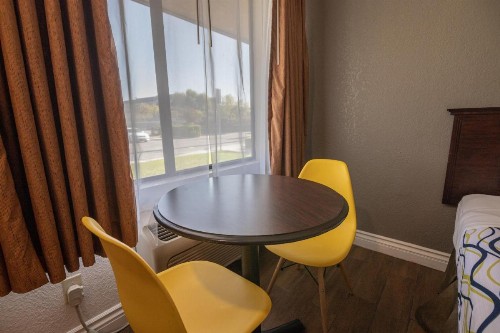 Days Inn by Wyndham San Bernardino/Redlands - image 15