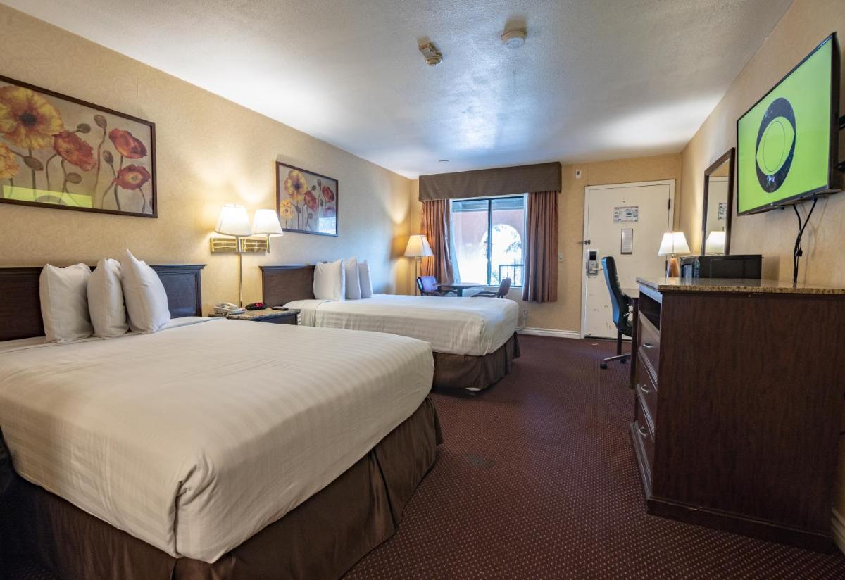 Days Inn by Wyndham San Bernardino/Redlands - image 2