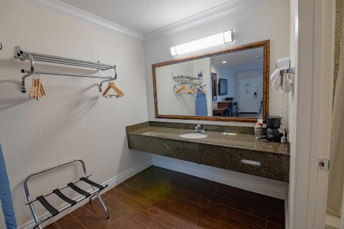 Days Inn by Wyndham San Bernardino/Redlands - image 42