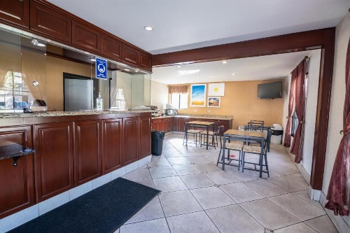 Days Inn by Wyndham San Bernardino/Redlands - image 49