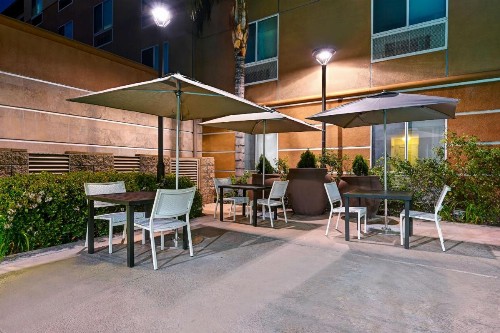 Hilton Garden Inn San Bernardino - image 23