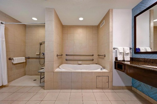 Hilton Garden Inn San Bernardino - image 36