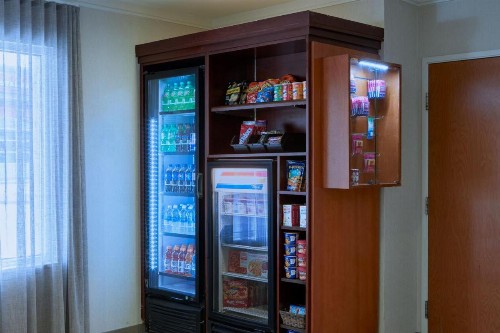 Fairfield Inn and Suites San Bernardino - image 20