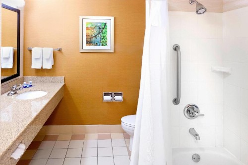 Fairfield Inn and Suites San Bernardino - image 22