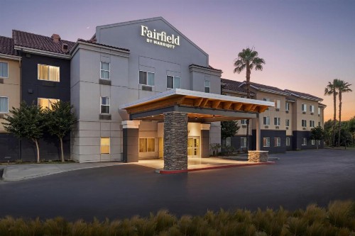 Fairfield Inn and Suites San Bernardino - image 29