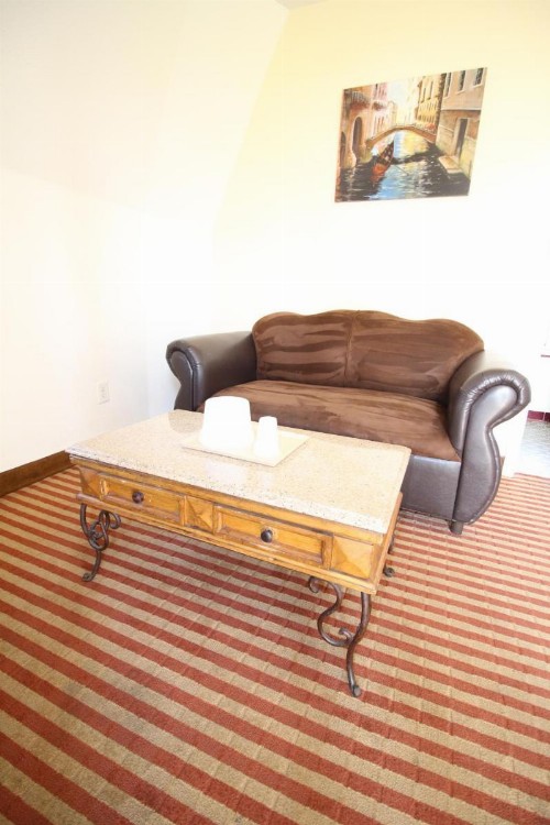Wigwam Motel - image 13