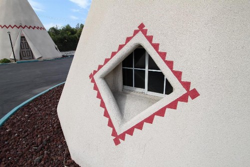 Wigwam Motel - image 4