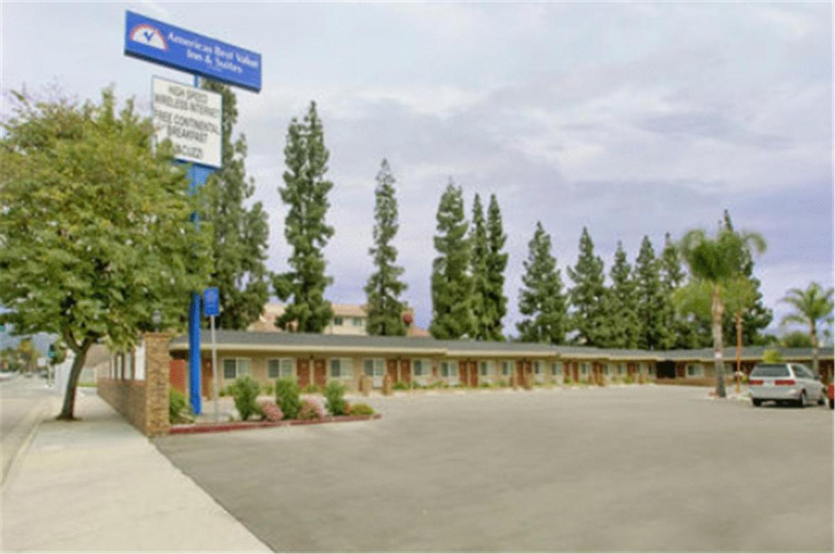 Americas Best Value Inn San Bernardino - image 5