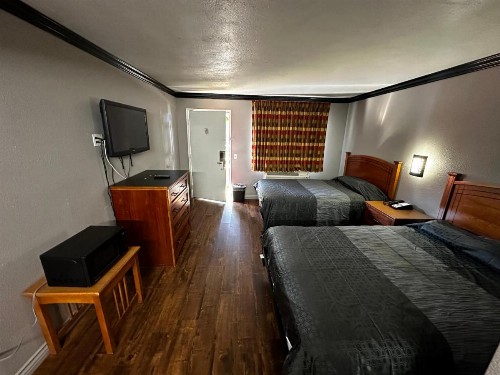Sunpark Inn & Suites - image 17