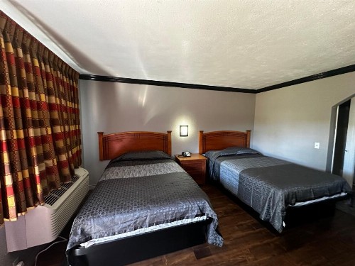 Sunpark Inn & Suites - image 26