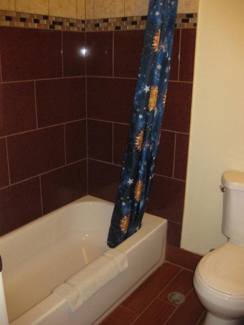 Sunshine Motel - image 24