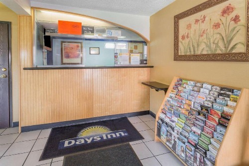 Days Inn by Wyndham in San Bernardino - image 5
