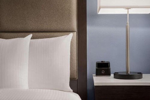 La Quinta Inn & Suites by Wyndham San Bernardino - image 37