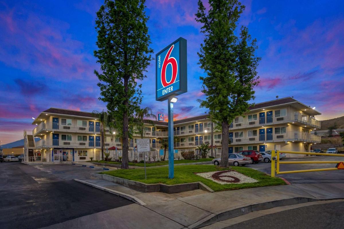 Motel 6-San Bernardino CA - North - main image