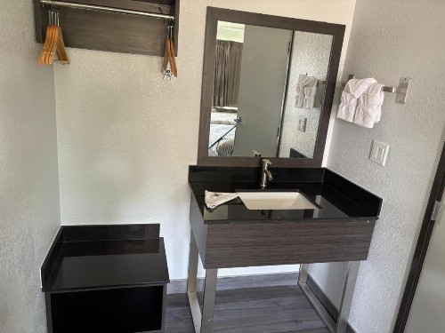 Motel 6-San Bernardino CA - North - image 14