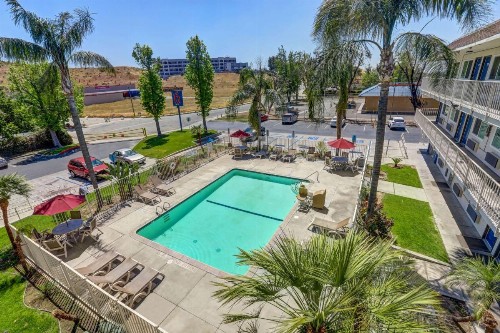 Motel 6-San Bernardino CA - North - image 4