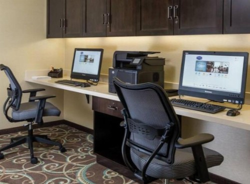 Hampton Inn & Suites San Bernardino - image 19