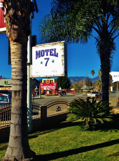 Downtown Motel 7 - image 1