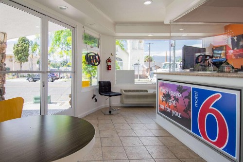 Motel 6-San Bernardino CA - Downtown - image 17